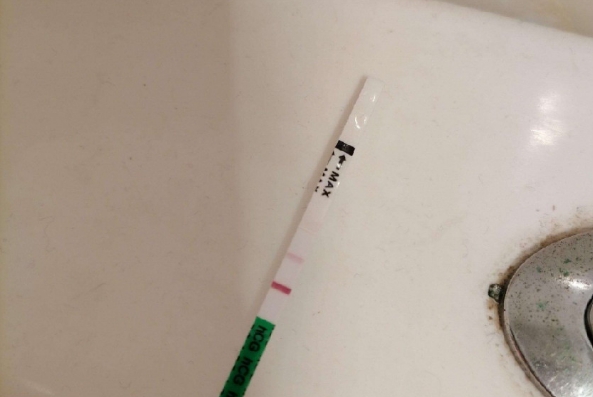 早孕试纸看男女不准
