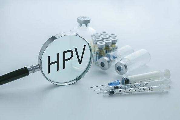 hpv疫苗打了第一针后继续注射时需要做宫颈方面筛查吗？